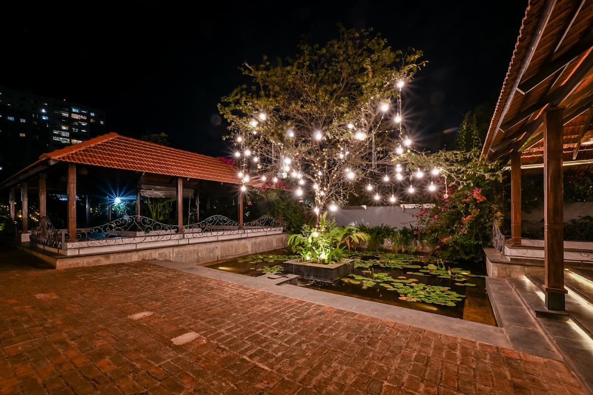 The Lily Pond photo 5