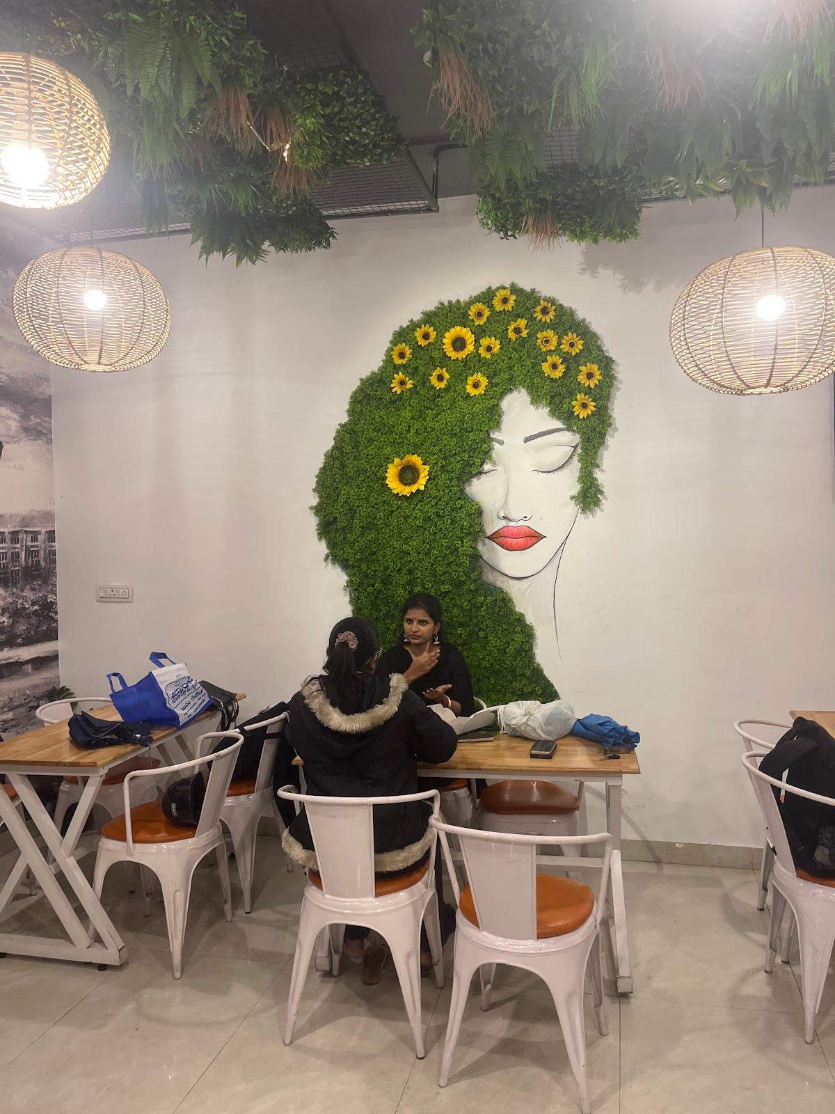 Peep in Cafe photo 3